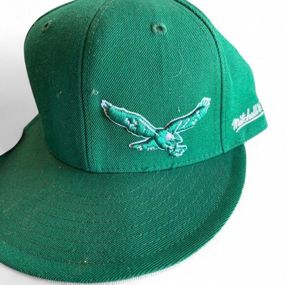 Mitchell and Ness  Philadelphia Eagles fitted cap  7 1/8 - Picture 1 of 8